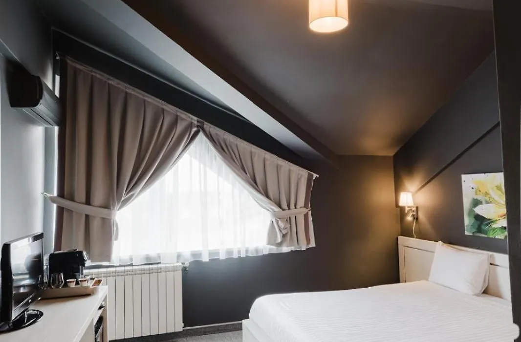 Alex&George Boutique Hotel-1