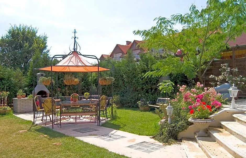 Amira Boutique Hotel Heviz Wellness & Spa-1