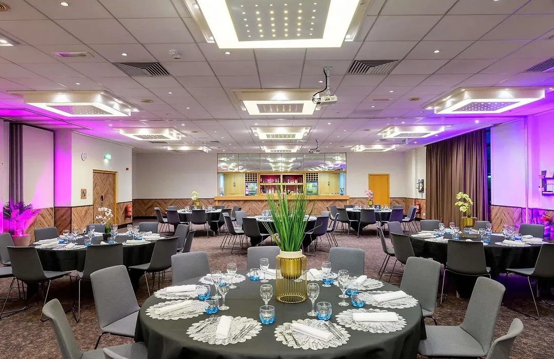Novotel Birmingham Centre-1