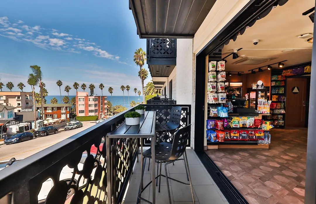 Cormorant Boutique Hotel-1