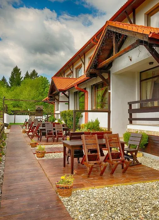 The Garden Resort-1
