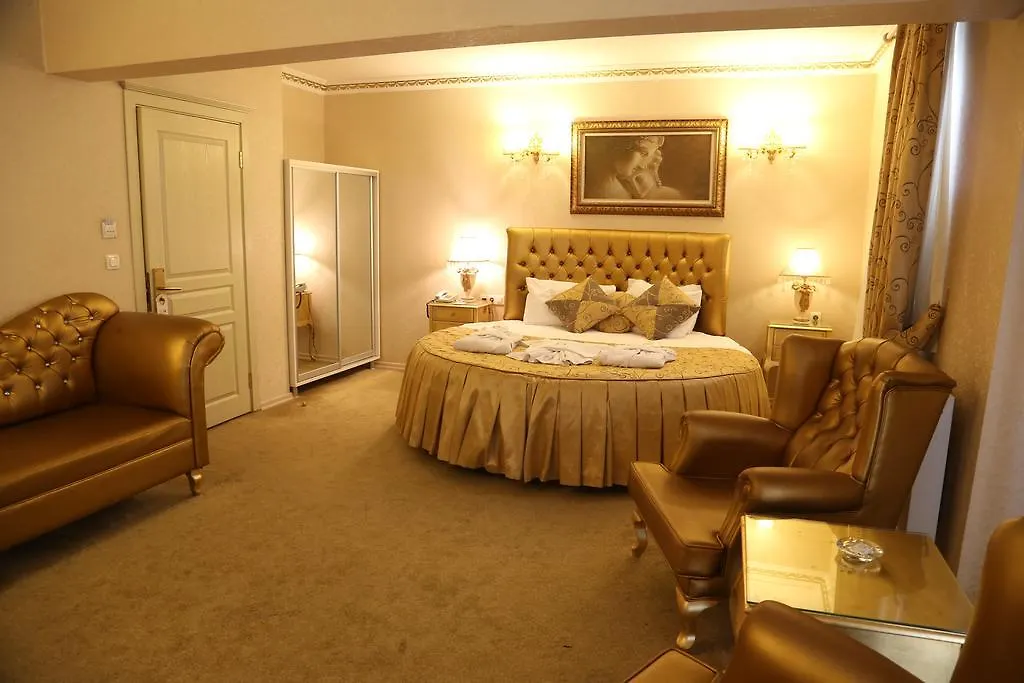 Golden Boutique Hotel-1
