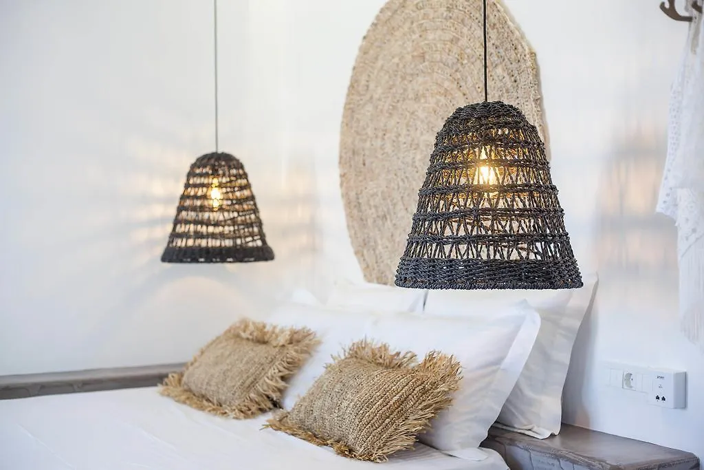 Malibu Studios & Bungalows-1
