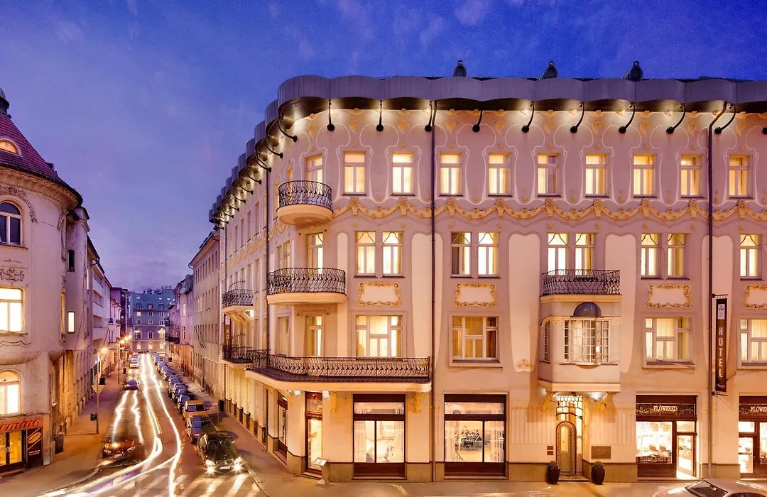Roset Hotel & Residence-1