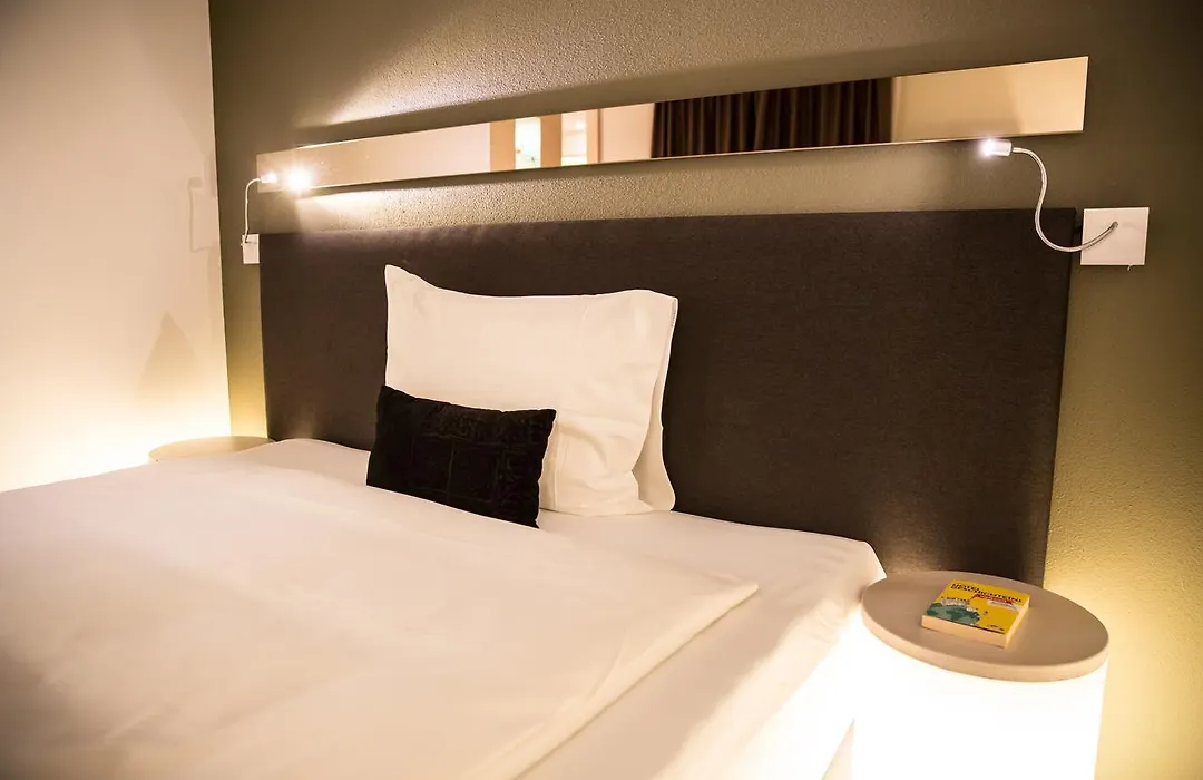 Juckers Boutique-Hotel-1