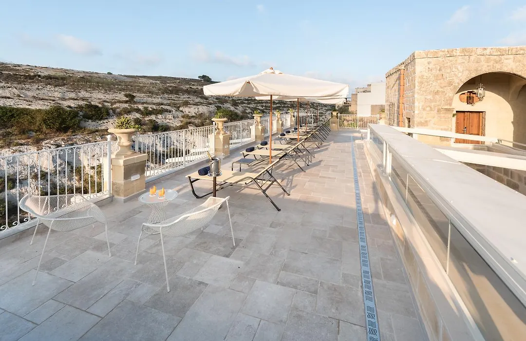 Cesca'S Boutique Hotel-1