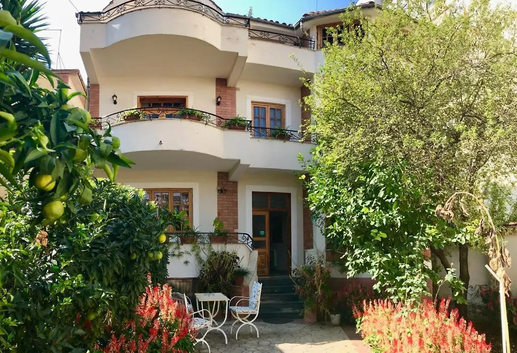 Garden Boutique B&B-1