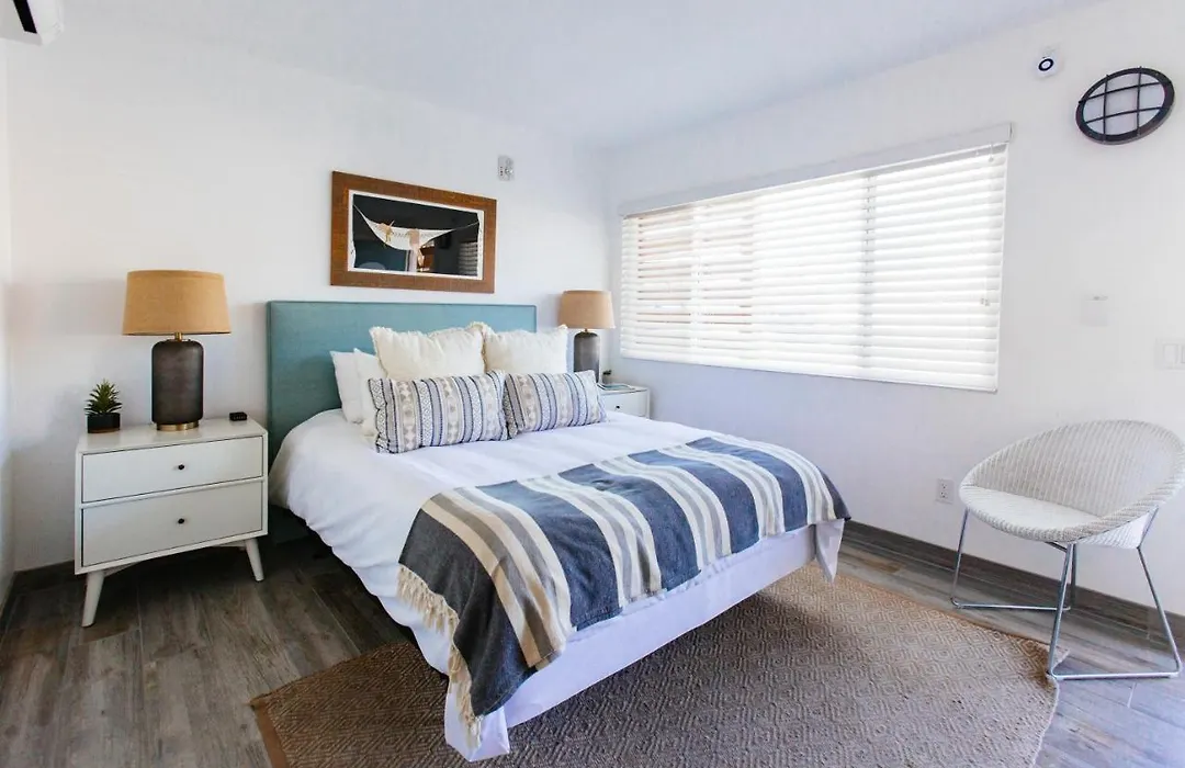 Surfhouse-1