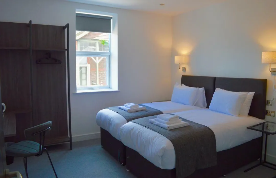 Q8 Boutique Hotel-1
