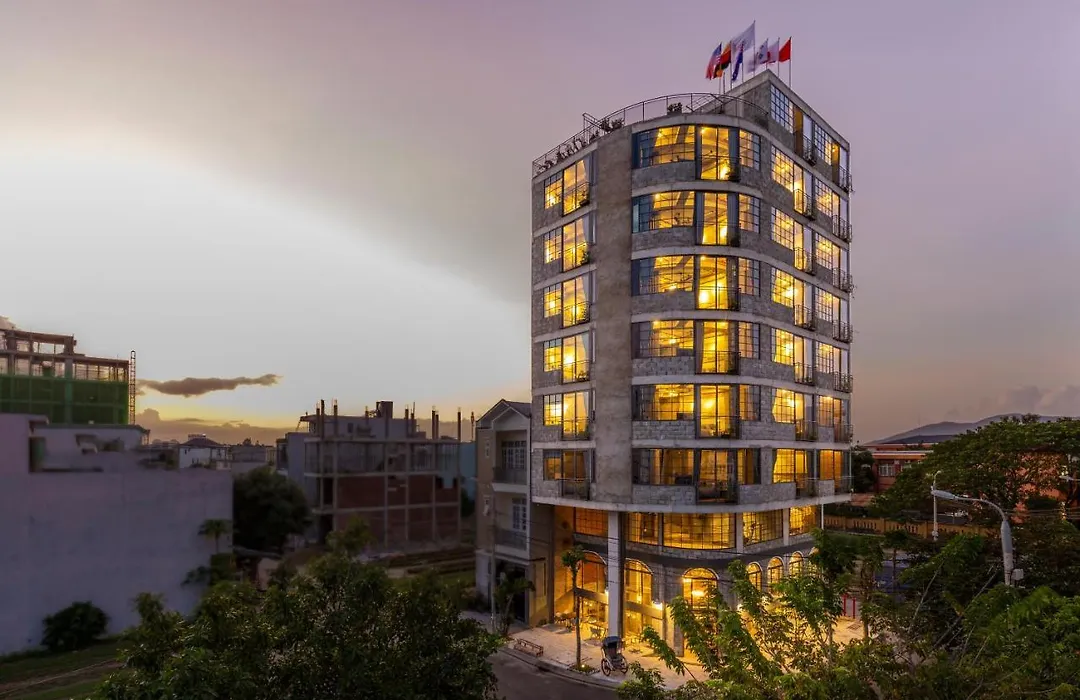 Bridges Danang Boutique Hotel-1