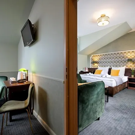 Amber Boutique Hotels - Hotel Amber-3