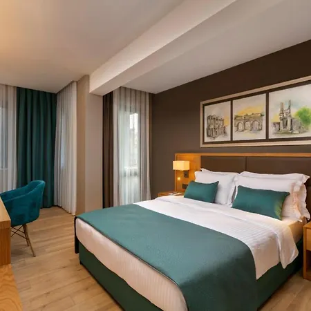 Pukka Hotel-2