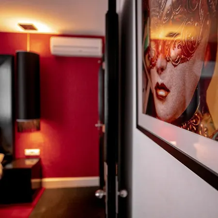 Le Theatre-2