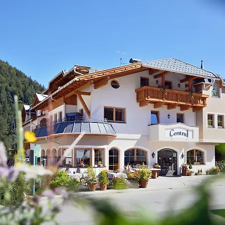 Hotel Central - das kleine Boutique Hotel am Achensee-3