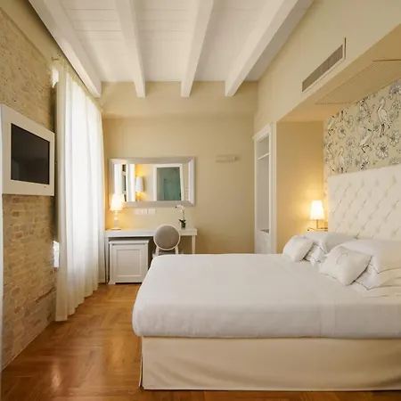 Boutique Hotel Carlo Felice-3