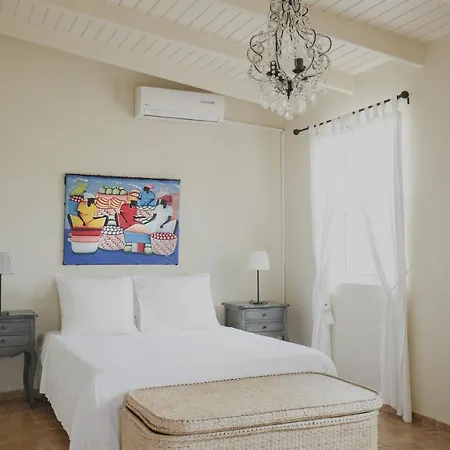 Ocean Breeze Boutique Hotel&Marina-3