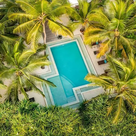 Uzuri Boutique Hotel-2