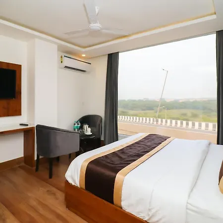 Opo Hotel Dior, Delhi Airport-3