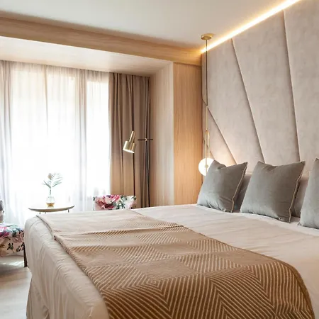 Nivia Born Boutique Hotel-2