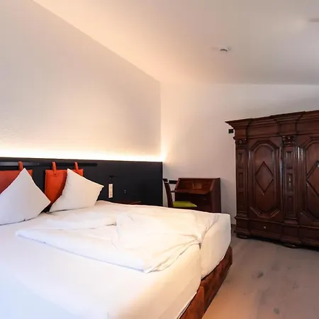 Boutique Hotel Edelweiss-3