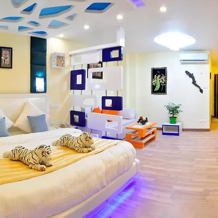 Royal Penguin Boutique Hotel & Spa-2