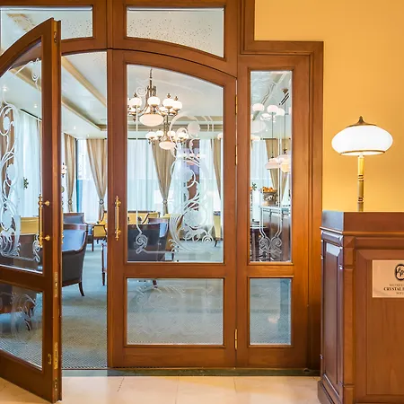 Crystal Palace Boutique Hotel-3