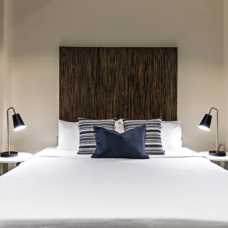 Hotel Diplomat Sydney-2