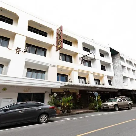 Oyo 1118 K L Boutique Hotel-2