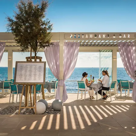 Rivalmare Beach Boutique Hotel-3