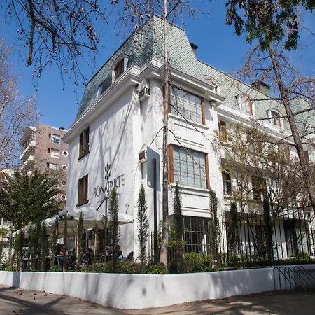 Park Plaza Bonaparte Boutique-3