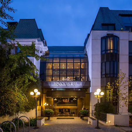 Park Plaza Bonaparte Boutique-3
