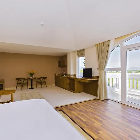 Lasenta Boutique Hotel Hoian-3