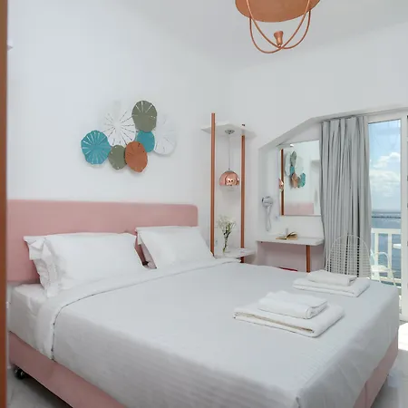 Nama Hotel Tinos-3