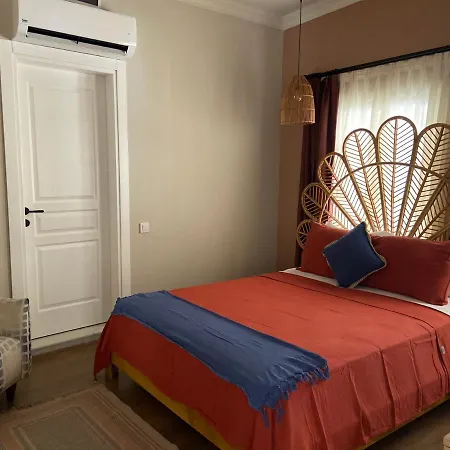 Noa'S Boutique Hotel-2