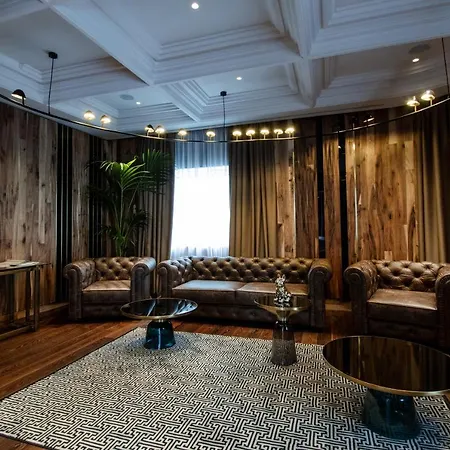 The Crown Boutique Hotel & Spa-3