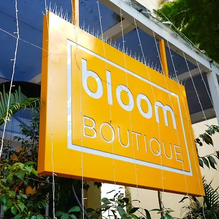 Bloom Boutique L Bandra-2