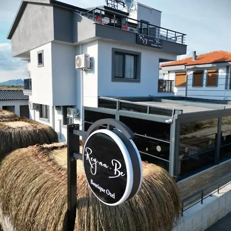 Reynabe Boutique Hotel-3