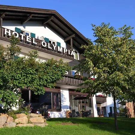 Boutique Hotel Olympia B&B-2