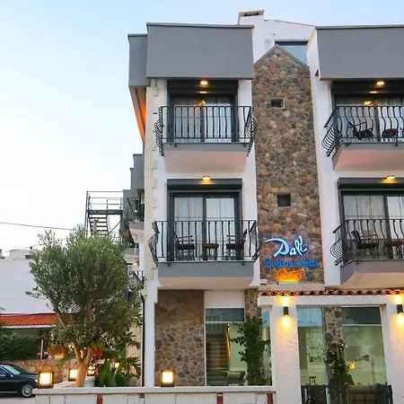 Dali Boutique Hotel-2