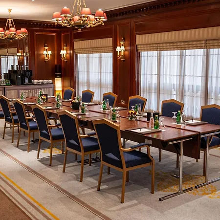Al Aziziyah Boutique Hotel By The Torch-3
