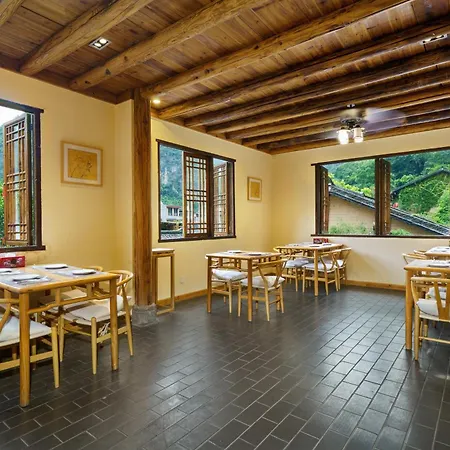 Yangshuo Ancient Garden Boutique Hotel-English Speaking Team&Swimming Pool&Activities Organized&Free Pick Up From Airport Or Ts Over 4 Nights-2