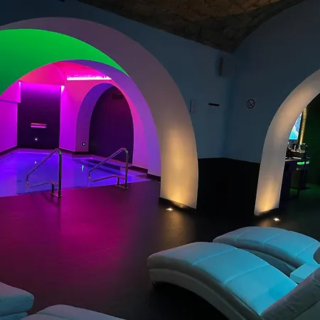 The One Boutique Hotel & Private Spa Roma (Adults Only)-3