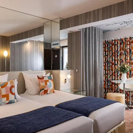 Le 7 Eiffel Hotel By Malone-2