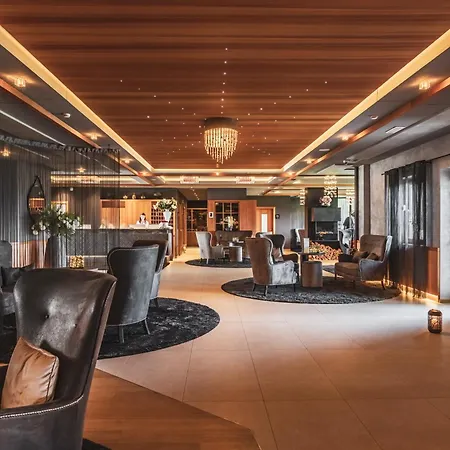 Solea Dolomiti Boutique Hotel-3
