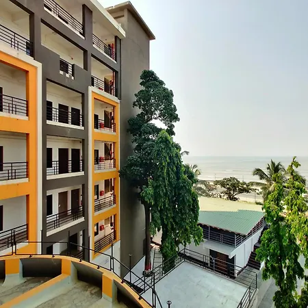 Golden Chariot Hotel Daman-2