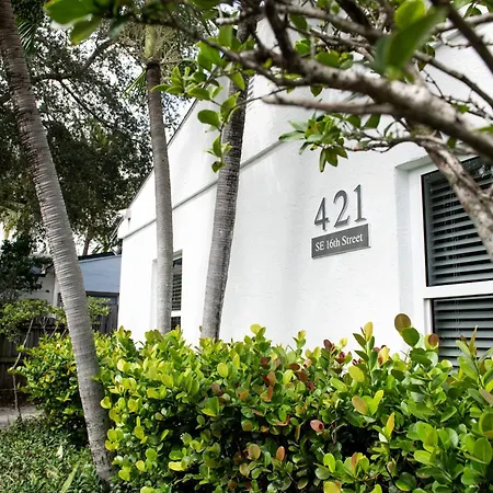 The Lauderdale Boutique Hotel-3