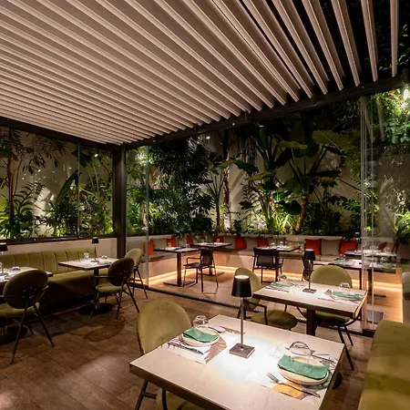 Ivis 4 Boutique Hotel-3