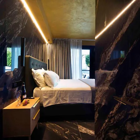 Boutique Hotel Sirmione-2