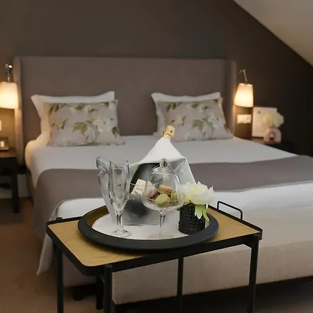 Universal Boutique Hotel-3