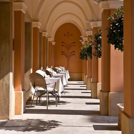 Mamaison Le Regina Boutique Hotel-2